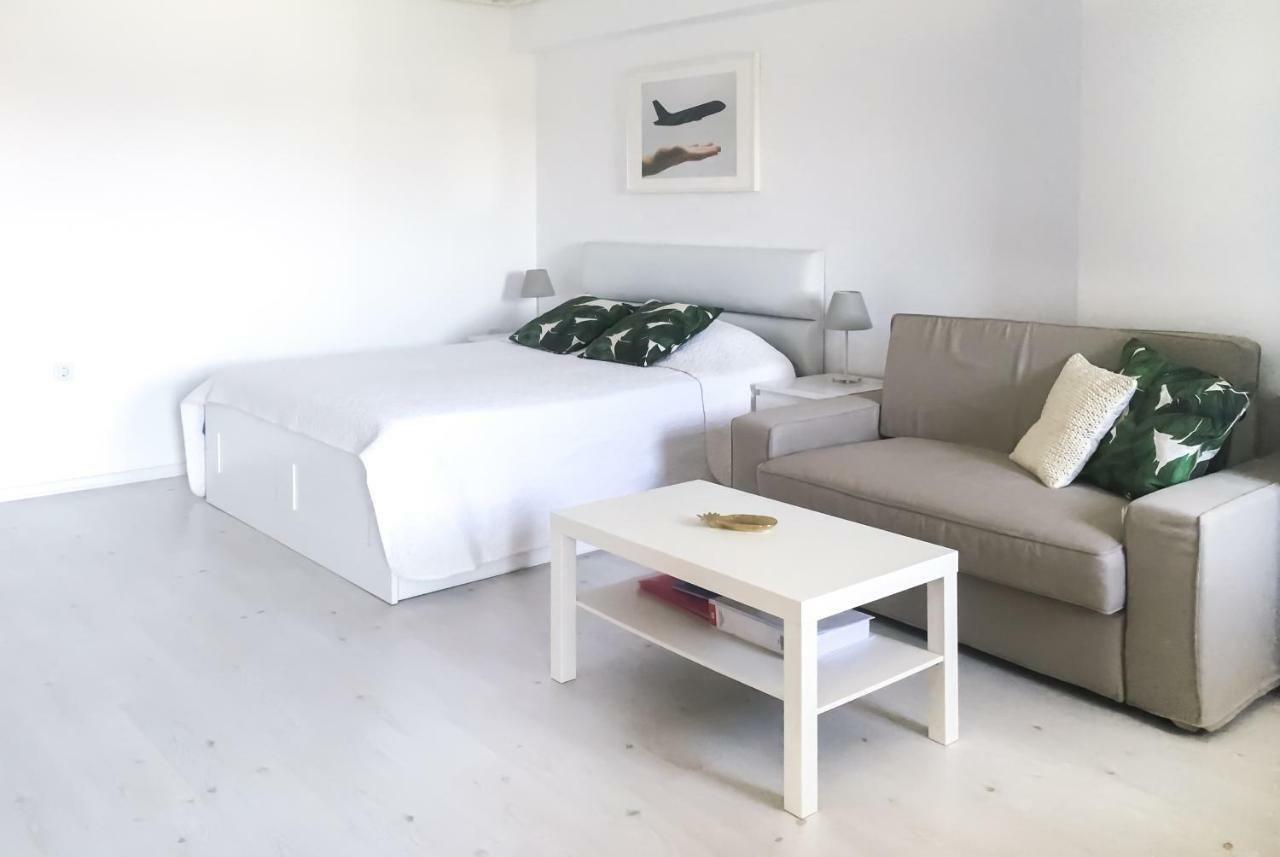 Airport Residence - Across From Otopeni Airport المظهر الخارجي الصورة